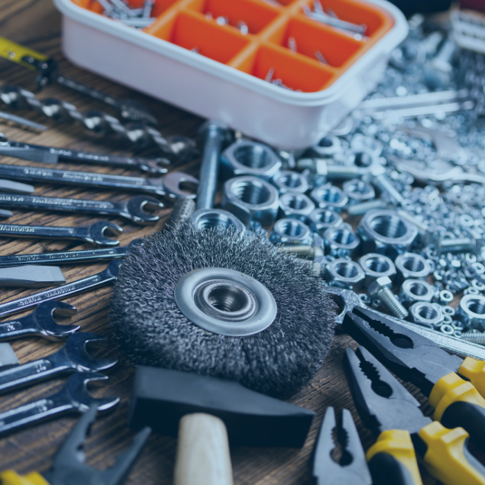 Ferramentas e Equipamentos